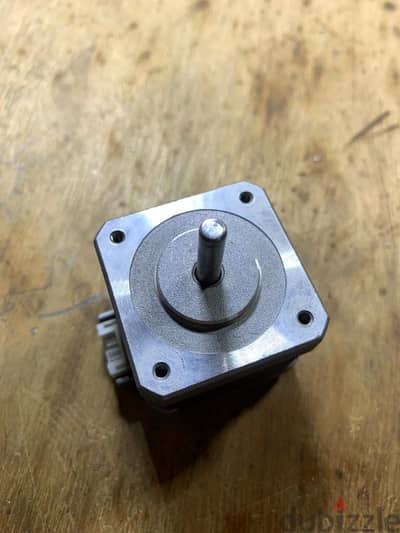 stepper motor nema17