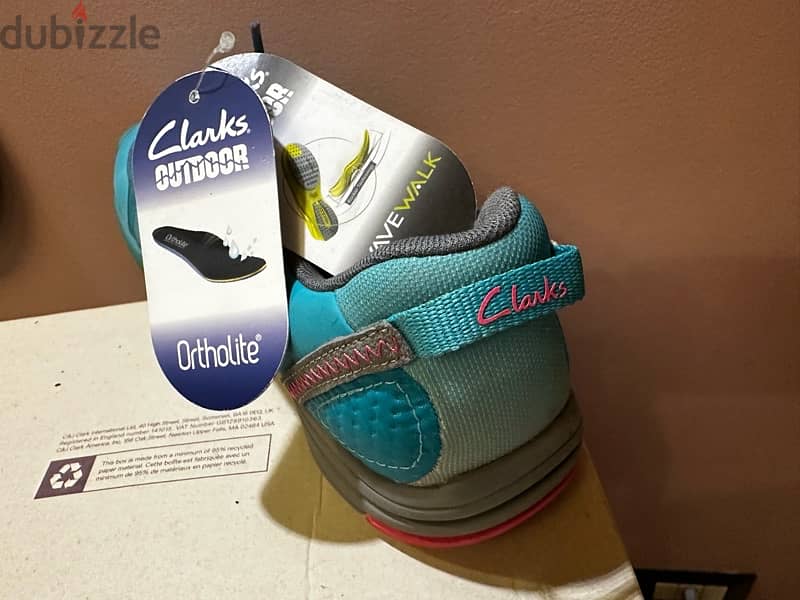 Clark’s sneaker 7