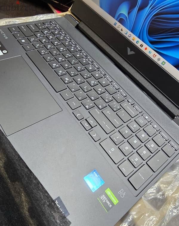 laptop hp victus gaming 12450H 1