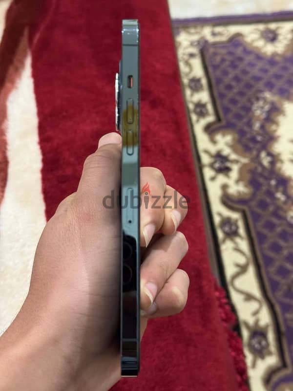 ايفون 12 pro max 9