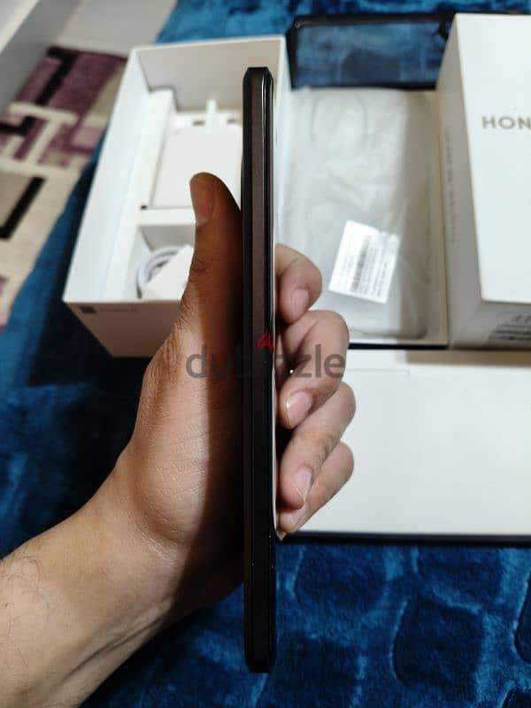 honor 200 pro like new 2