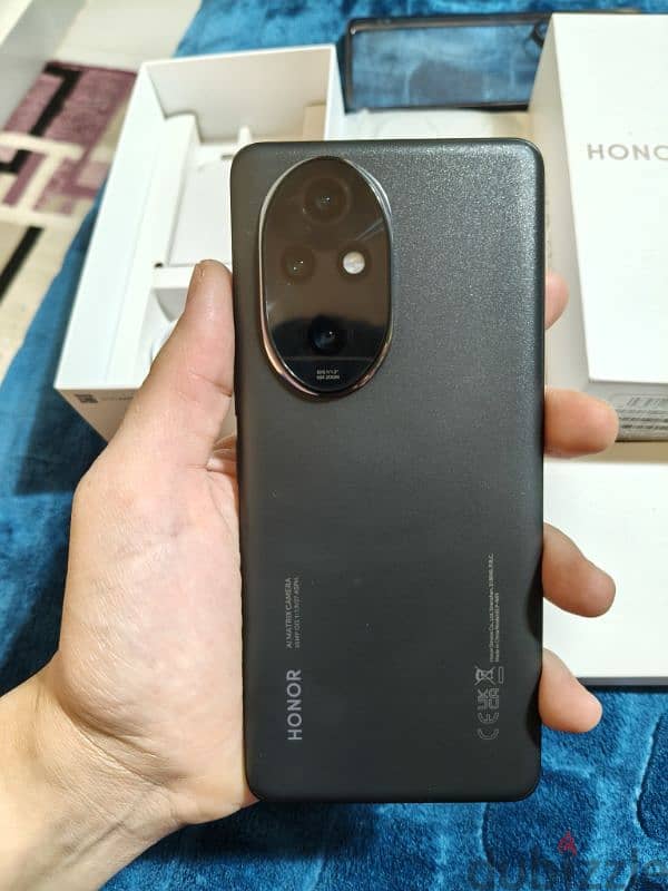 honor 200 pro like new 3