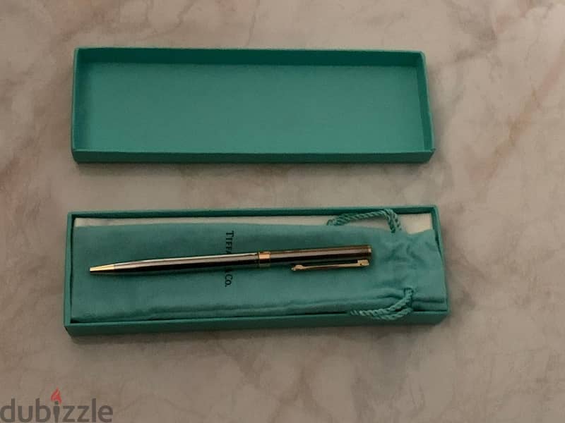 S. T. Dupont Leather Wallet------------tiffany co. pen 5