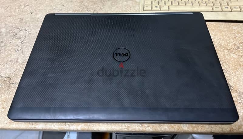 dell 7720 8