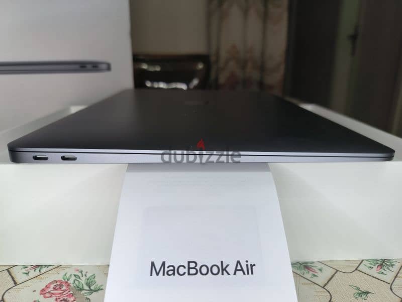 MacBook Air M1 100% 11 Months apple warranty 1 C. C A+++ condition 2