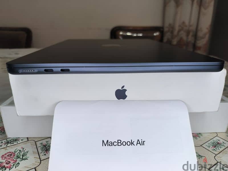 MacBook air M2 100% 0 C. C 11 Months Apple warranty OPEN BOX 5