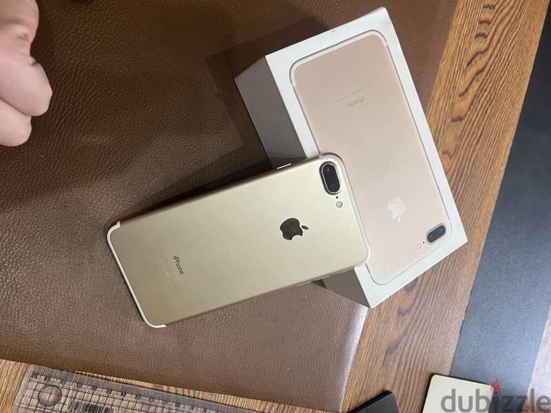 i Phone 7 Plus Gold 32G 1