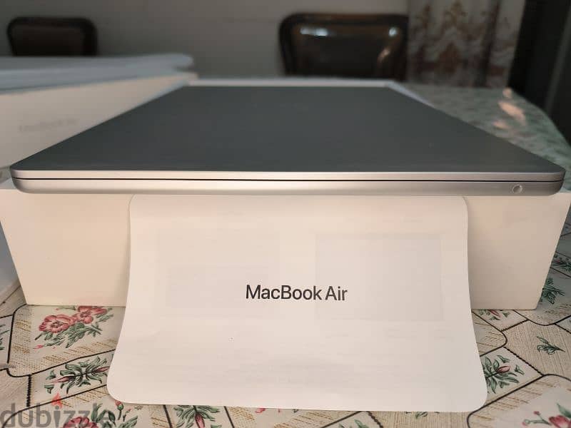 MacBook air M2 100% 15 Inch 2023 Ar En A+++ condition 1