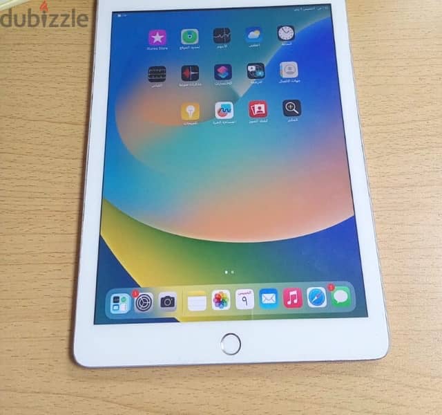 Apple iPad 6Th 32G (Wi-Fi ) 9