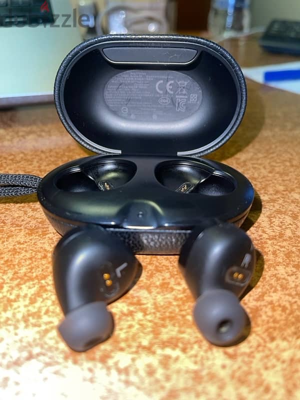 Samsung buds live - Bang&olufsen 0