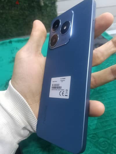 realme c63