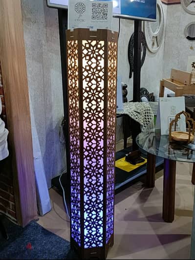 Lighting unit with Islamic pattern