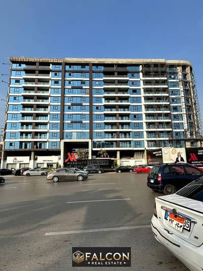 For sale, a hotel apartment (with a 50% discount for cash), fully finished with air conditioners, in Heliopolis, in front of the traffic light. Servic