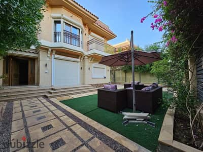 An independent villa in a compound in front of Al-Rehab for sale in installments