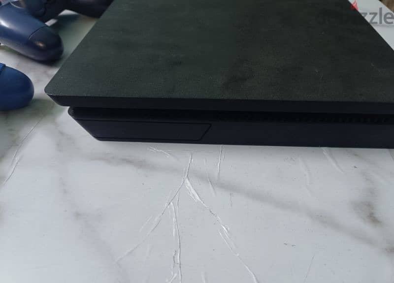 PS4 slim 500 mb 2