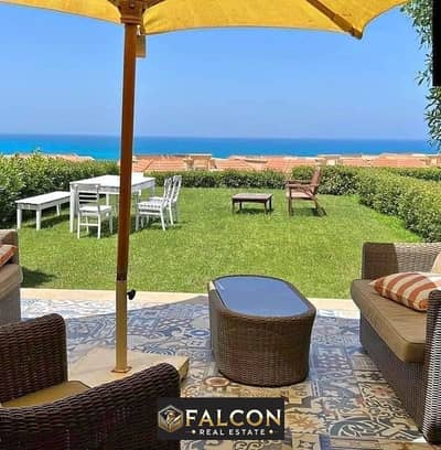 For sale, a 150-meter chalet, immediate delivery, with a sea and lagoon view, in La Vista Gardens, Ain Sokhna, next to Blue Blue Lavista 6,