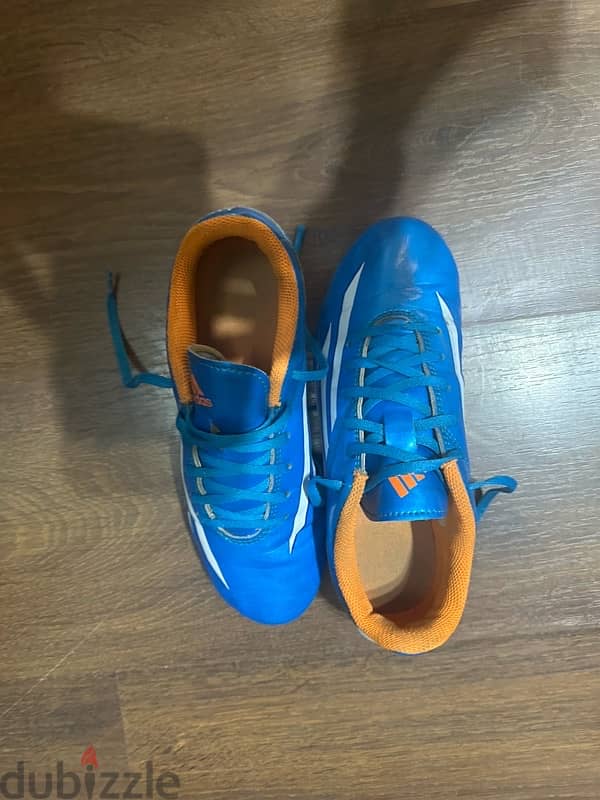 football shoes adidas 3