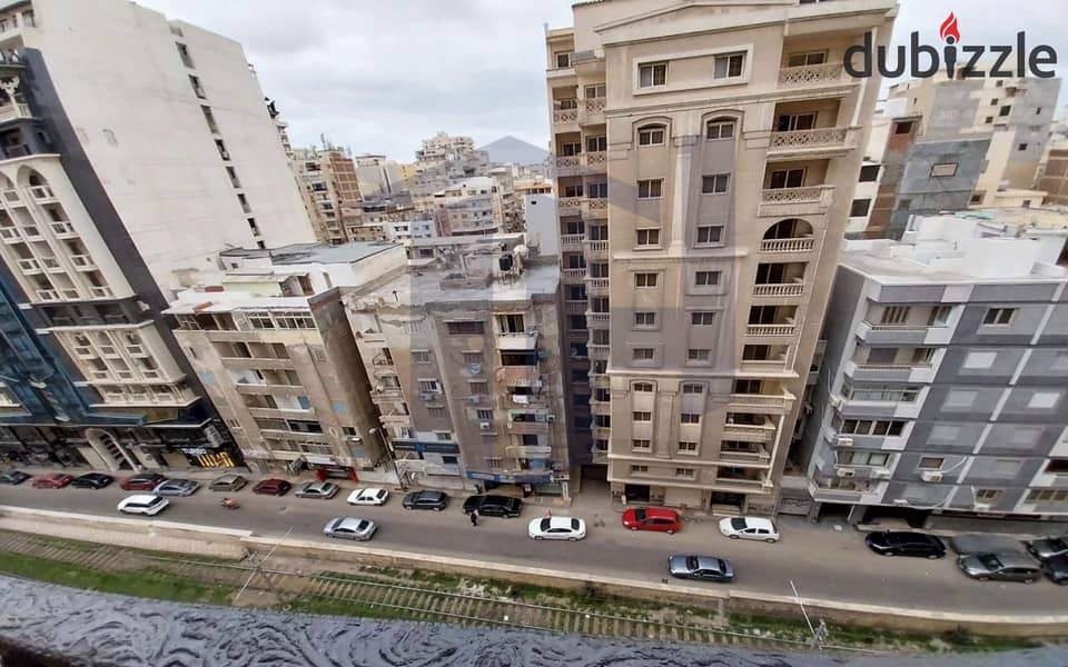 Furnished apartment for rent 140m Laurent (directly on the tram) 0