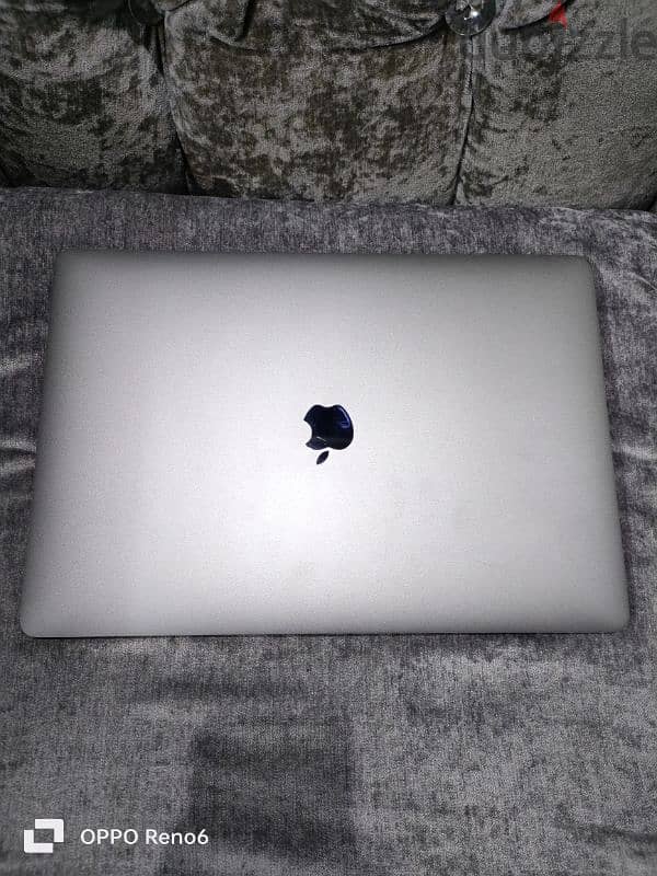 MacBook Pro 16 inch 2019 0