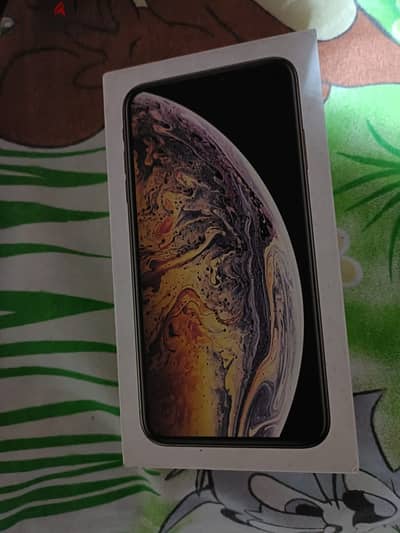 iPhone XS Max وتر بروف متفتحش معاه الكارتونه والوصله الاصليه والجراب