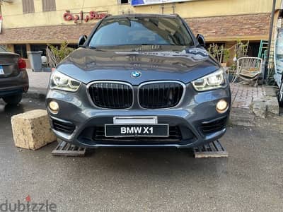 BMW X1 2018 فابريقة بالكلمل  ٢٠٠٠سي سي حالة نادرة