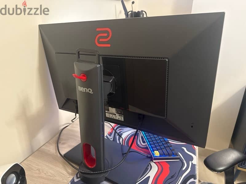 benq zowie xl lcd monitor 1