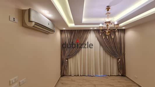 Fully finished Apartment Ultra super lux with Kitchen with appliances and acs for sale in Eastown new cairo