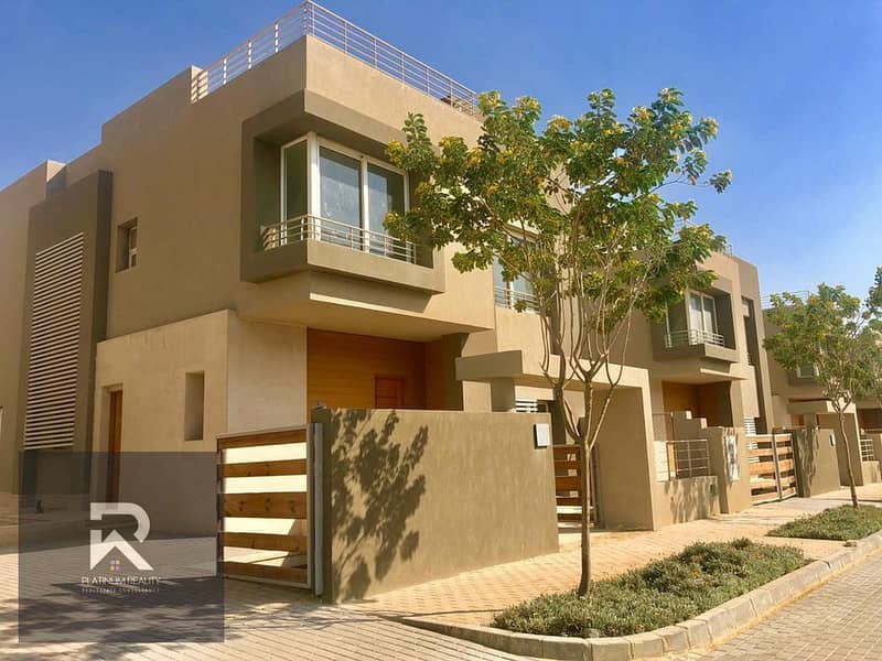 Townhouse for sale 190m in Palm Hills New Cairo prime location 0