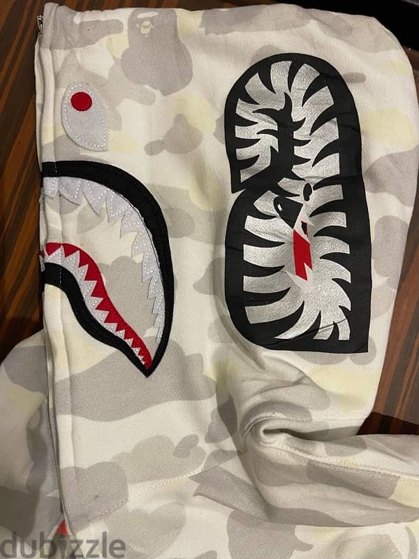 original bape hoodie used like new 2