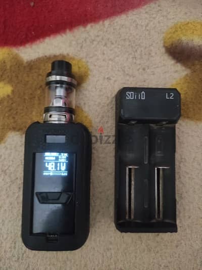 Vape revenger و معاها شاحن خارجي