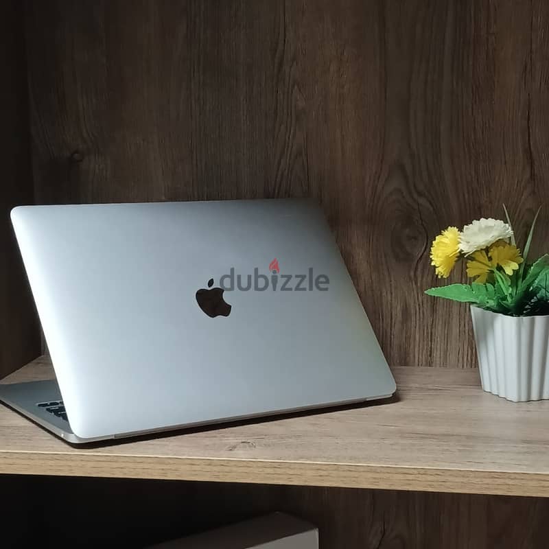 MacBook Air 13inch 2020 M1 ماك بوك اير 1