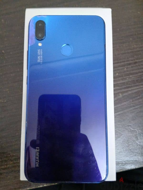 Huawei Nova 3i 3