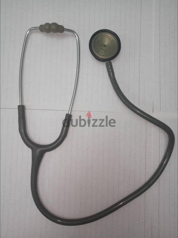 لهواة الفخامة والجودة والدقة سماعة طبيب littmann classic se 2 0