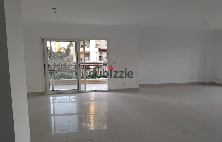 Apartment for rent in the best phases of Madinaty, the first phase, B1 buildings, first floor, 250 square meters, with 3 rooms, including a master bed 0