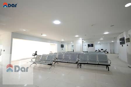 2000 meter commercial for Rent in very prime location in Sheraton in 2 floor