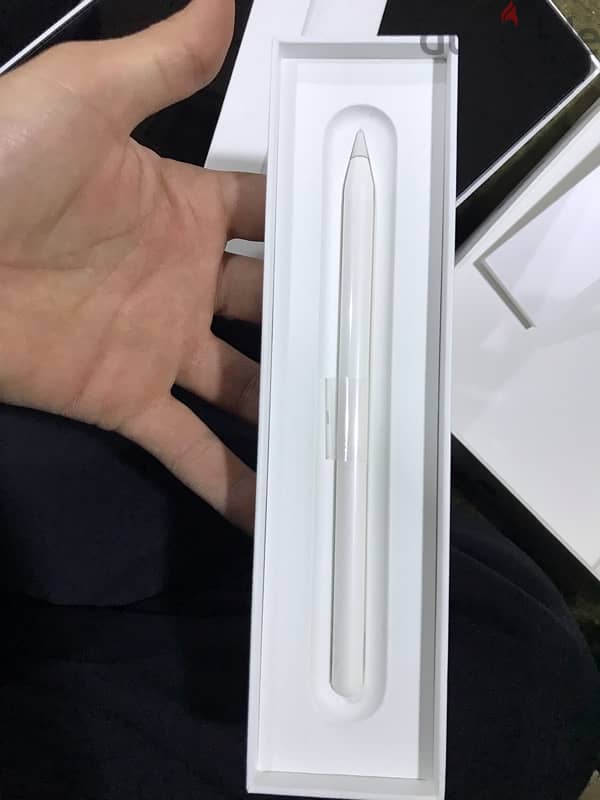 ipad pro 11 inch (2020)(الجيل الثاني) 12