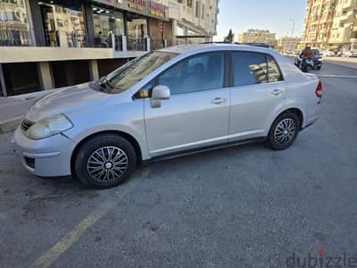 Nissan Tiida 2013