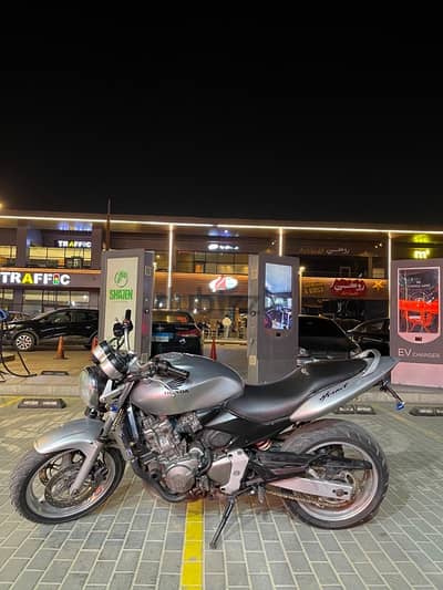 هوندا هورنت 2004 Honda  hornet