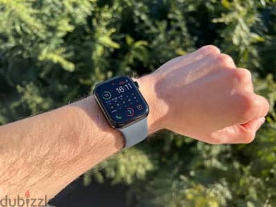 Apple watch SE 44 mm space gray (imported from USA)