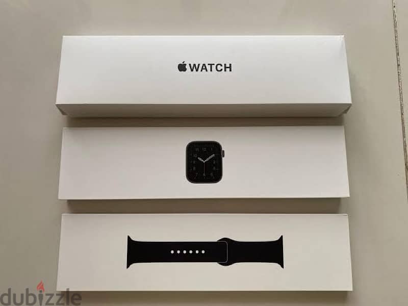 Apple watch SE 44 mm space gray (imported from USA) 1