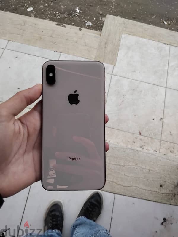 iPhone XS Max 0