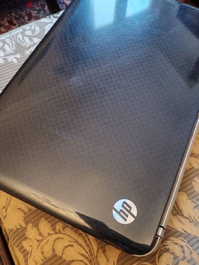 لاب توب hp pavilion dv6 بحالة ممتازة