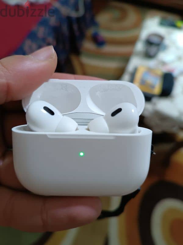 Apple AirPods Pro 2 ***بدون علبه*** 3