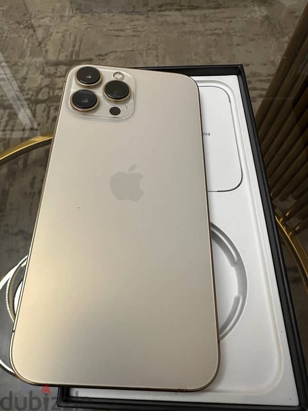 iPhone 13 Pro Max Gold 256GB 1