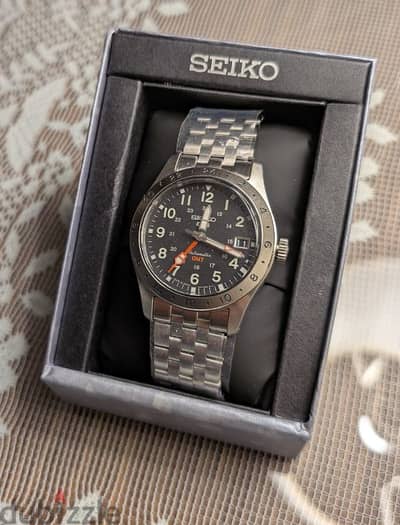 Seiko 5 Sports GMT