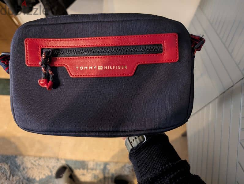 Tommy Hilfiger cross bag 1