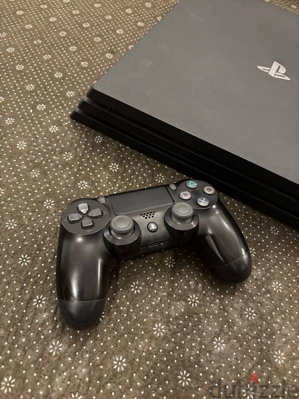 PS4 pro 1T 2