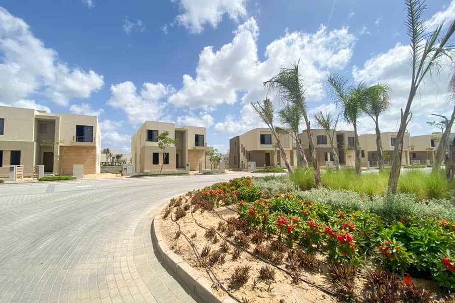 Villa V2 With Penthouse Resale (Bua 333m+392m Land Area) For Sale Palm Hills Alexandria 0