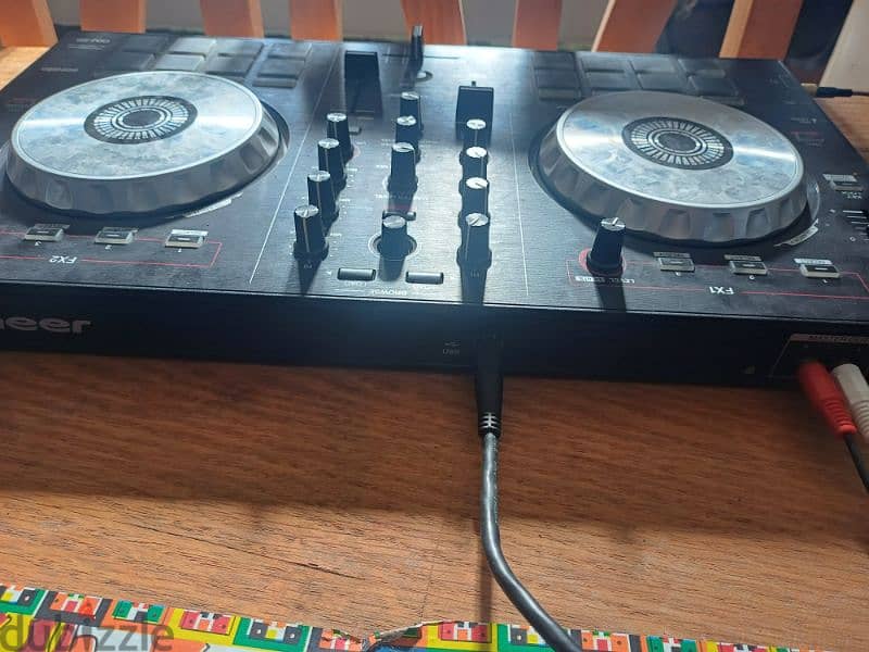 Pioneer DDJ-SB Controller - دي جي ميكسر 2