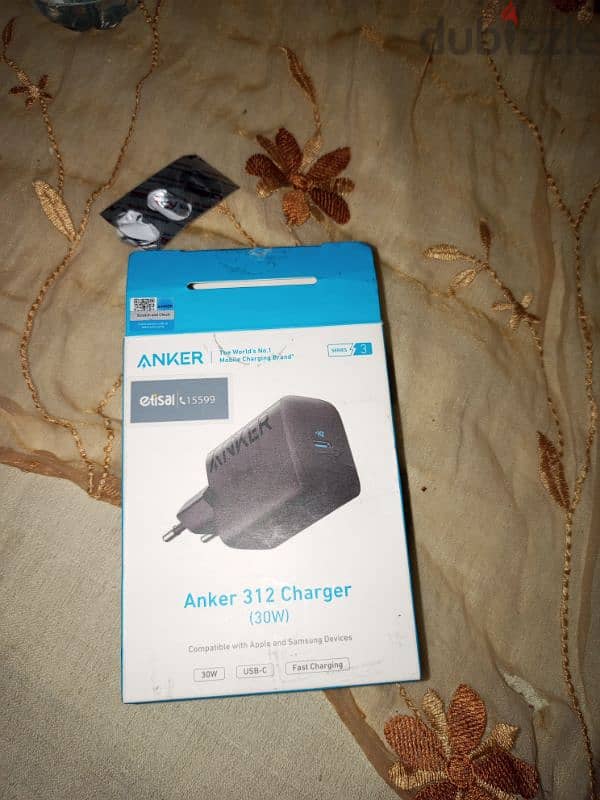 شاحن Anker 312 بقوة 30W - سريع وفعال،مستعمل كالجديد 1